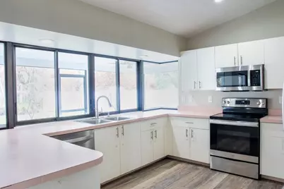 2325 SE Beechwood Terrace, Port Saint Lucie, FL 34952 - Photo 5