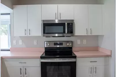 2325 SE Beechwood Terrace, Port Saint Lucie, FL 34952 - Photo 9