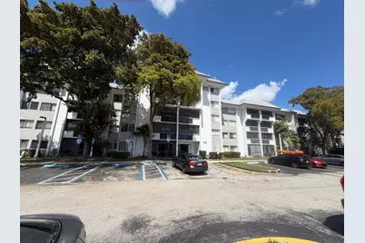 711 N Pine Island Road #104, Plantation, FL 33324 - Photo 1
