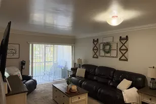 711 N Pine Island Rd, Plantation, FL 33324 - Photo 3