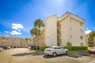 2541 Aragon Blvd, Sunrise, FL 33322 - Photo 25