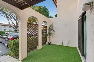 21682 Cypress Rd, Boca Raton, FL 33433 - Photo 9