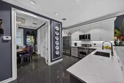 2227 NE 9th Avenue #2227, Wilton Manors, FL 33305 - Photo 15