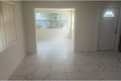 621 N 71st Avenue, Hollywood, FL 33024 - Photo 11