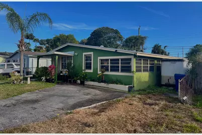 925 W 3rd Street, Riviera Beach, FL 33404 - Photo 3