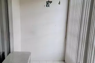 8950 Sunrise Lakes Blvd, Sunrise, FL 33322 - Photo 17