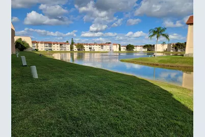 8950 Sunrise Lakes Boulevard #112, Sunrise, FL 33322 - Photo 3