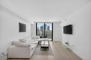 55 SW 9th St, Miami, FL 33130 - Photo 1