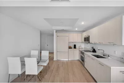 55 SW 9th Street #3704, Miami, FL 33130 - Photo 9