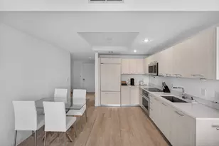 55 SW 9th St, Miami, FL 33130 - Photo 9