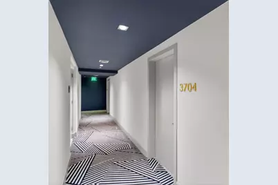 55 SW 9th Street #3704, Miami, FL 33130 - Photo 19