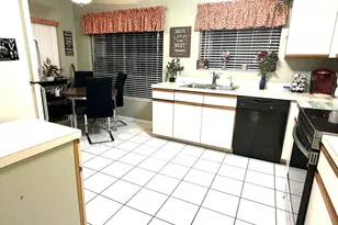 3209 Perimeter Dr, Greenacres, FL 33467 - Photo 5