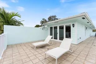 950 SW 7th St, Fort Lauderdale, FL 33315 - Photo 13