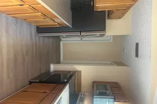 27 Kensington Ln, Boynton Beach, FL 33426 - Photo 9