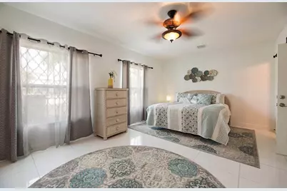 2740 SE 1st Court, Pompano Beach, FL 33062 - Photo 13