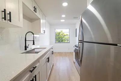 3121 NW 47th Terrace #315, Lauderdale Lakes, FL 33319 - Photo 9