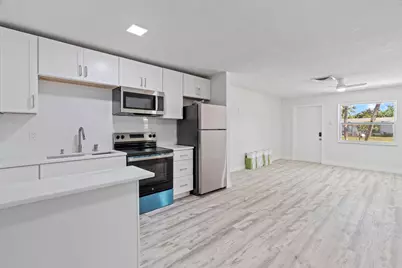 662 Granada Street, Fort Pierce, FL 34949 - Photo 25