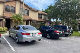 3961 Cocoplum Cir, Coconut Creek, FL 33063 - Photo 3