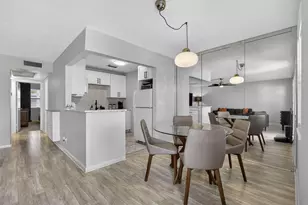 155 Windsor G, West Palm Beach, FL 33417 - Photo 9