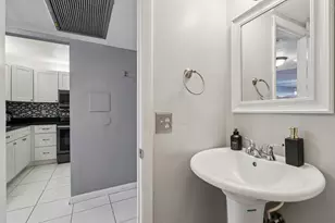 6500 Cypress Rd, Plantation, FL 33317 - Photo 11