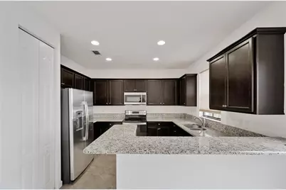 8448 Lake Majesty Lane, Parkland, FL 33076 - Photo 9