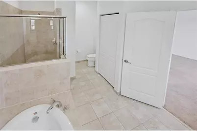 8448 Lake Majesty Lane, Parkland, FL 33076 - Photo 13