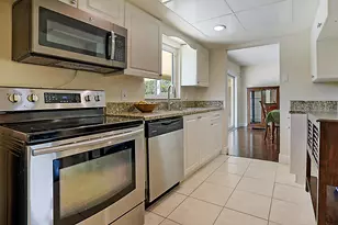 1481 Wyndcliff Dr, Wellington, FL 33414 - Photo 9