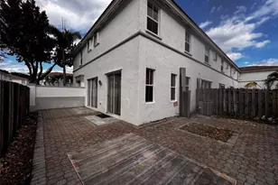 15746 SW 41st St, Miramar, FL 33027 - Photo 3