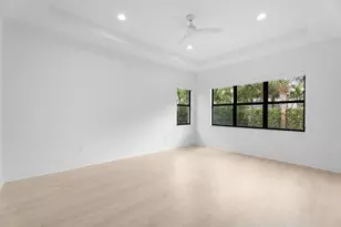 13185 Faberge Pl, Palm Beach Gardens, FL 33418 - Photo 17