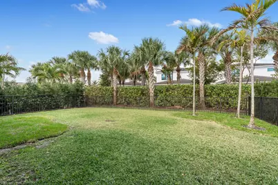 13185 Faberge Place, Palm Beach Gardens, FL 33418 - Photo 47