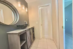 220 Country Ln, Boynton Beach, FL 33435 - Photo 3