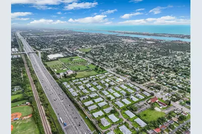 220 Country Lane #A, Boynton Beach, FL 33435 - Photo 3