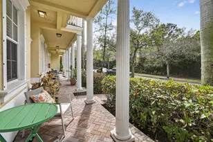 355 E Thatch Palm Cir, Jupiter, FL 33458 - Photo 9