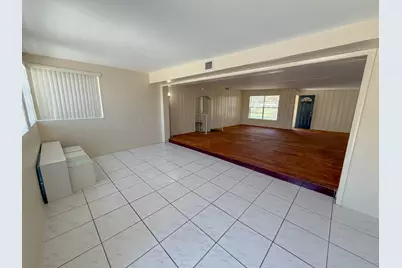 2250 NW 27th Street, Oakland Park, FL 33311 - Photo 3