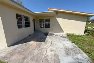 2250 NW 27th St, Oakland Park, FL 33311 - Photo 21