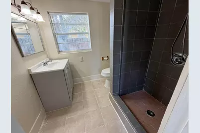 2250 NW 27th Street, Oakland Park, FL 33311 - Photo 13