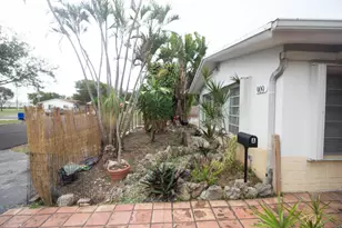 909 NE 12th Ave, Pompano Beach, FL 33060 - Photo 9