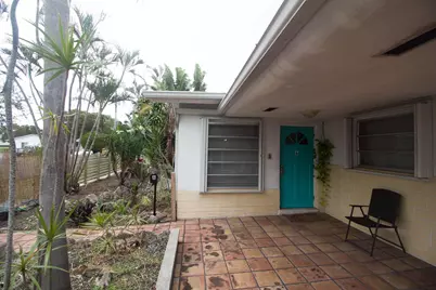 909 NE 12th Avenue, Pompano Beach, FL 33060 - Photo 11