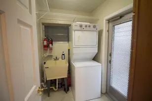 909 NE 12th Ave, Pompano Beach, FL 33060 - Photo 5