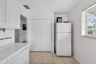 622 Hummingbird Ln, Delray Beach, FL 33445 - Photo 9