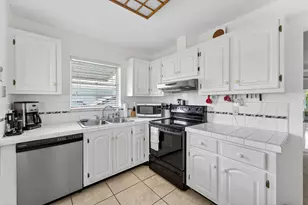 622 Hummingbird Ln, Delray Beach, FL 33445 - Photo 7