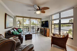 19 Royal Palm Way, Boca Raton, FL 33432 - Photo 13