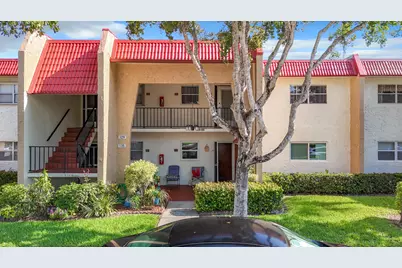 133 Lake Evelyn Drive, West Palm Beach, FL 33411 - Photo 1