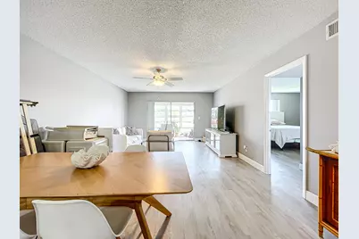 133 Lake Evelyn Drive, West Palm Beach, FL 33411 - Photo 5