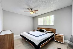 133 Lake Evelyn Dr, West Palm Beach, FL 33411 - Photo 17