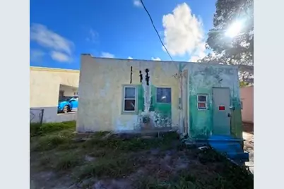 1150 W 25th Street, Riviera Beach, FL 33404 - Photo 5