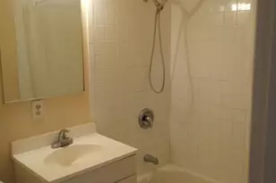 1011 NW 8th St, Hallandale Beach, FL 33009 - Photo 9