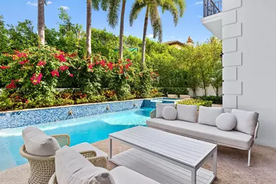 125 Via Vizcaya, Palm Beach, FL 33480 - Photo 23