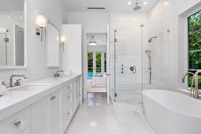 125 Via Vizcaya, Palm Beach, FL 33480 - Photo 19