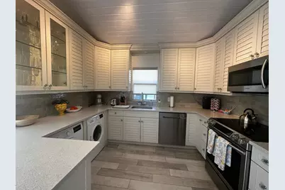 323 NE 7th Avenue #B, Delray Beach, FL 33483 - Photo 5